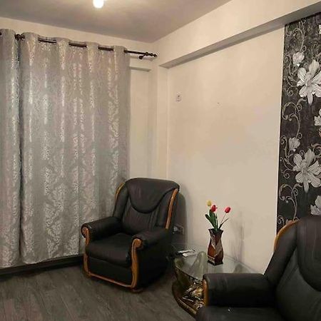 Garsoniera Militari Residence Chiajna Экстерьер фото
